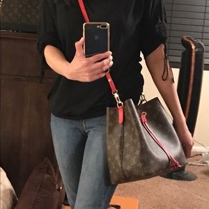 Louis Vuitton NéoNoé  Bag